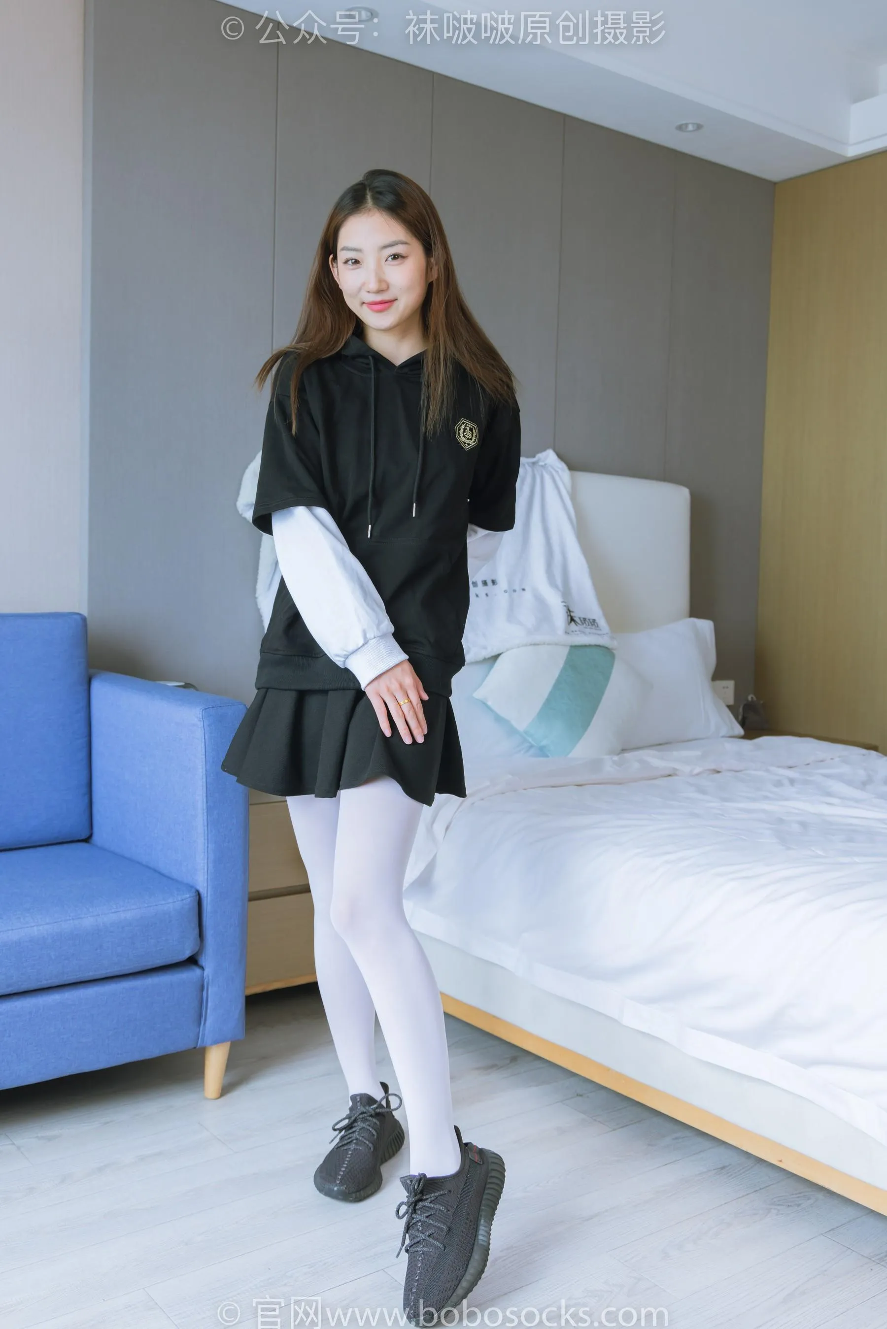 [BoBoSocks袜啵啵]NO.214 小沫-黑色运动鞋、厚白丝 [89P]插图6
